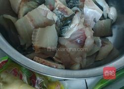 家常酸菜鱼的做法图解1