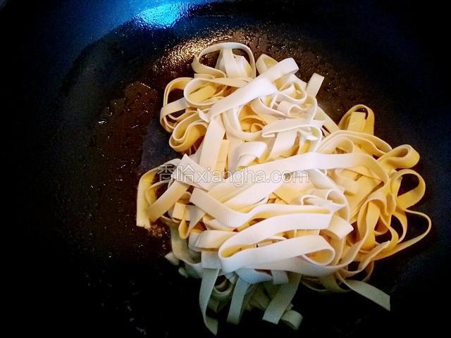 下干豆腐翻炒