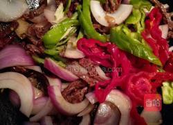 牛柳炒洋葱的做法图解5