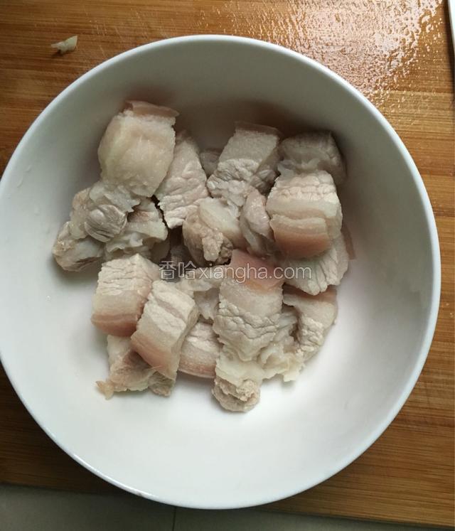 沥干水装碗备用