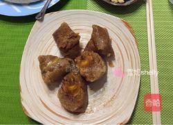 咸蛋黄肉粽的做法图解8