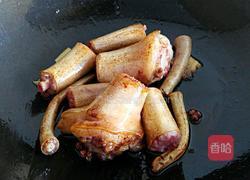 土豆蒸猪尾的做法图解2