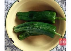 虎皮青椒豇豆的做法图解1