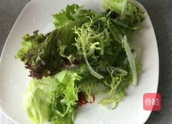 烟熏鲑鱼班尼迪克蛋的做法图解7