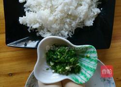 黄金蛋炒饭的做法图解1