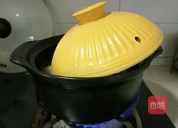 红萝卜玉米马蹄排骨汤的做法图解5