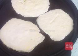 油烙饼子的做法图解8