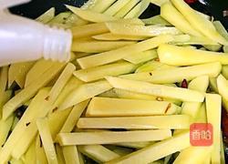 酸辣土豆条的做法图解5