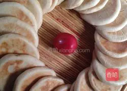 Illustration of how to make pocket cake 12