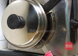 鲜果红肠披萨的做法图解8