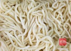 五花肉豆角焖面的做法图解3