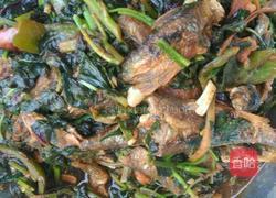 爆炒小河鱼的做法图解5