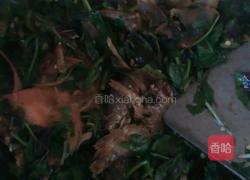 爆炒小河鱼的做法图解3