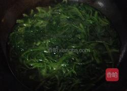 菠菜丸子汤的做法图解2
