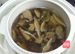 松茸排骨汤的做法图解8