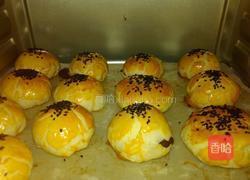 蛋黄酥饼的做法图解14