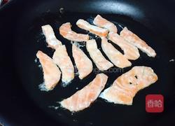 香煎三文鱼的做法图解5