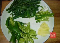 炒西瓜皮的做法图解2