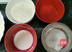 斑马纹蛋糕的做法图解1