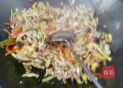 什锦泡菜妙肉丝的做法图解5