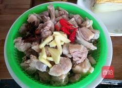 啤酒鸭的做法图解1