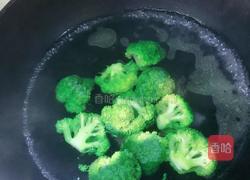 西兰花红烧鸡爪的做法图解7