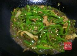 辣椒肉丝汆面的做法图解5