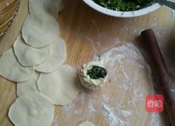 茴香素馅煎包包的做法图解6