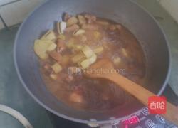 红烧肉炖土豆的做法图解6