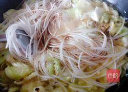 卷心菜炖粉条的做法图解7