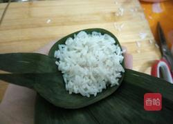 咸肉粽子的做法图解10