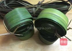 五香绿豆大肉粽的做法图解1