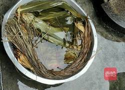咸肉粽的做法图解2
