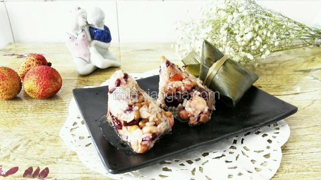 美味杂粮糯米粽子