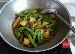 扁豆焖土豆块的做法图解7