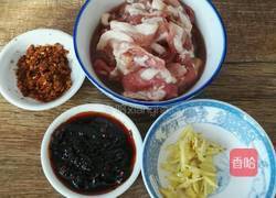 干煸五花肉的做法图解2