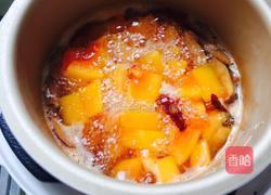 红枣木瓜炖牛奶的做法图解5