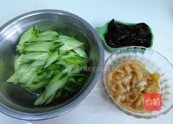 黄瓜炒鸡片的做法图解1