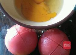 青椒番茄炒鸡蛋的做法图解1