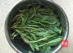 菠菜鸡蛋饼的做法图解1