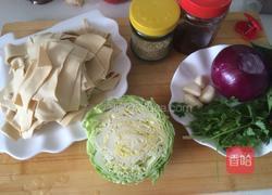 香辣豆皮的做法图解1