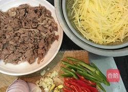 羊肉卷爆炒土豆丝的做法图解1