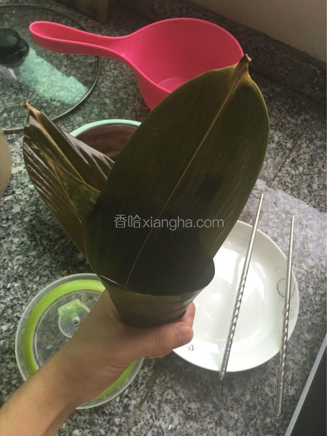 好了，开始包粽子