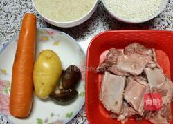排骨闷饭的做法图解1