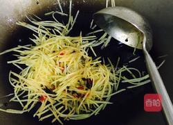 野菜花炒土豆丝（独家）的做法图解6