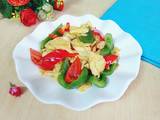 青红椒炒蛋的做法[图]