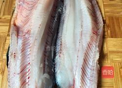 干煸黑鱼片的做法图解3