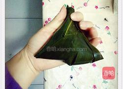 桂圆红枣葡萄干三角粽的做法图解9