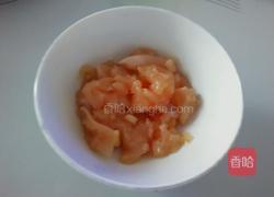 翡翠虾仁的做法图解3