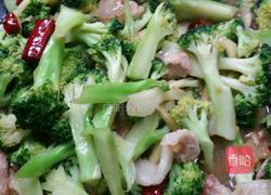 西兰花炒肉的做法图解7
